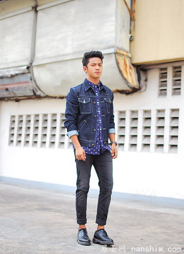 ��(ji��n)��ɫϵ�I(y��ng)���c����ͬ��ҕ�X(ju��)��