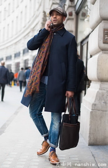 �W���L(f��ng)���´� չ�F(xi��n)��ʿ���(ch��ng)�Ľ^���x��