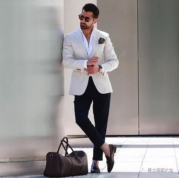 ���ɫ�����ܰ����b�����ഺ�r�и�