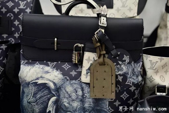 ·������LouisVuitton2017�������b��