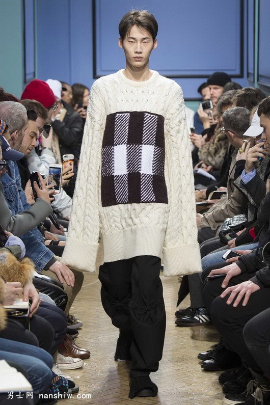 J.W.Anderson 2017/2018�ﶬ�������b�����������wСͯ��