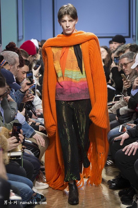 J.W.Anderson 2017/2018�ﶬ�������b�����������wСͯ��