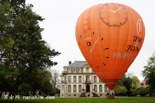 �󎟵Ķ��η����@������(li��n)��������ā��^�ɲ�С