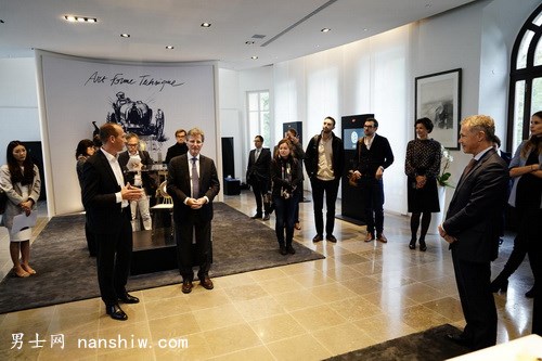 �󎟵Ķ��η����@������(li��n)��������ā��^�ɲ�С