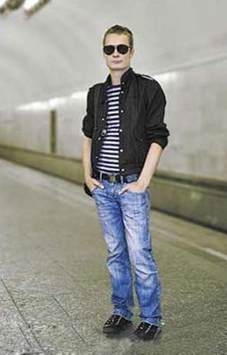 ���Ķ��_˹���^���� ��չ����(gu��)�L(f��ng)��