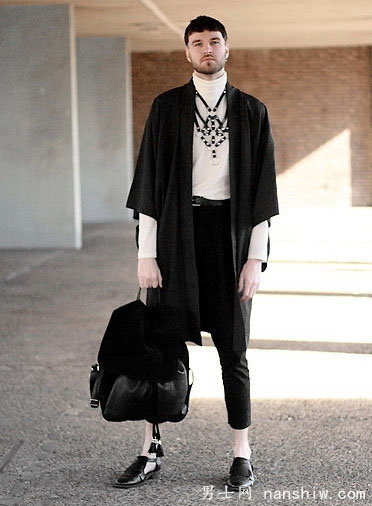 �W(xu��)���д����L(f��ng)�´��� ��������T�_�L(f��ng)