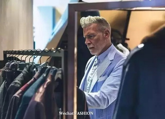 �����ĕr�󡿕r�н���r������56�q���r����ˡ���˹��