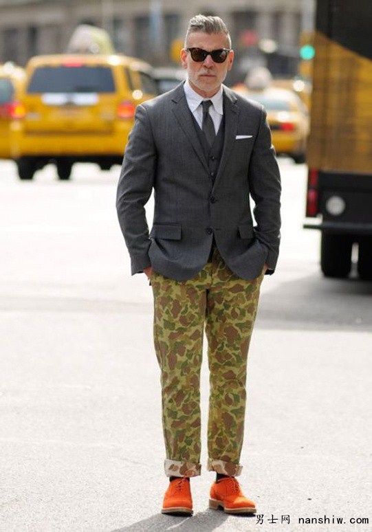 �����ĕr(sh��)��(b��o)���r(sh��)�н���r(sh��)������56�q���r����ˡ���˹��