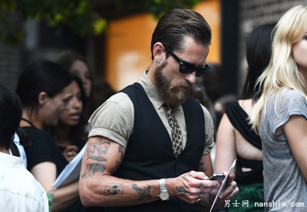 ���ｻ�Q�� �~�s�������b����