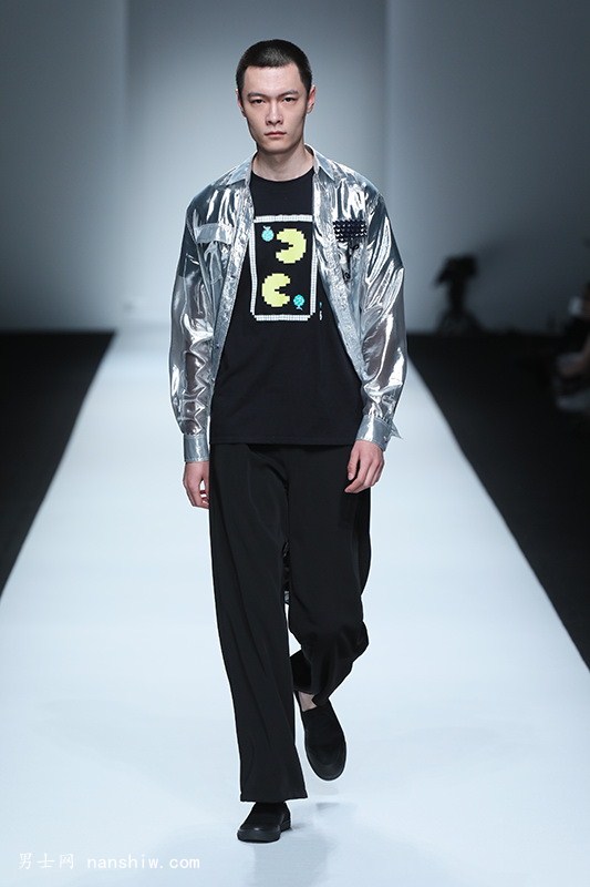 2017�ﶬ�Ϻ��r(sh��)�b�ܣ�XINYUHU(li��n)��PAC-MAN�l(f��)��ȫ�³���