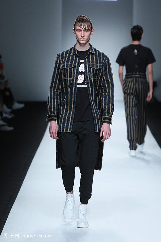 2017�ﶬ�Ϻ��r(sh��)�b�ܣ�XINYUHU(li��n)��PAC-MAN�l(f��)��ȫ�³���