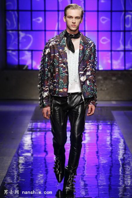 ���| ���b�� Dsquared2 2018�������b����