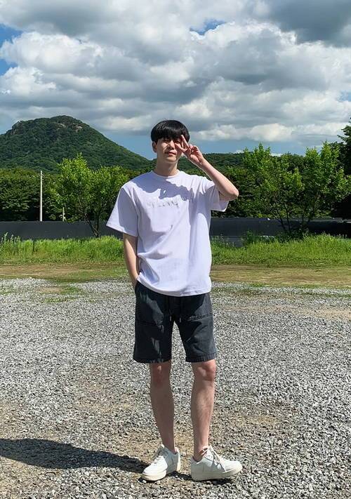 ��ɫ����T��+�{(l��n)ɫ���bţ�ж�ѝ����(ji��n)������Ƀ�����